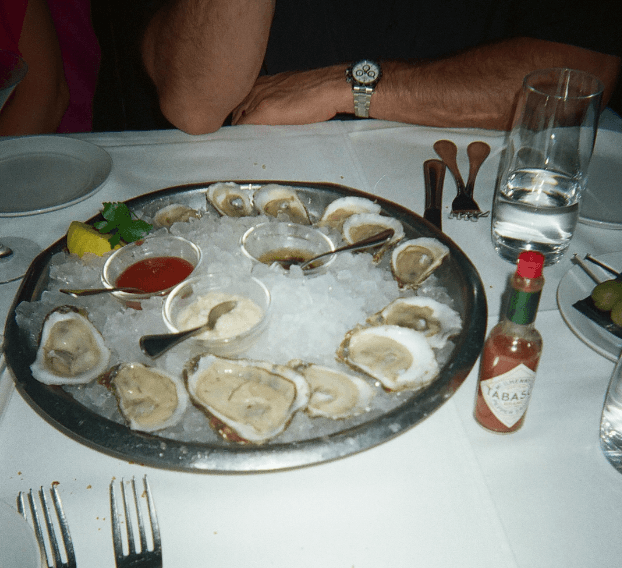 Broad Street Oyster Company: LA's Premier Seafood Destination